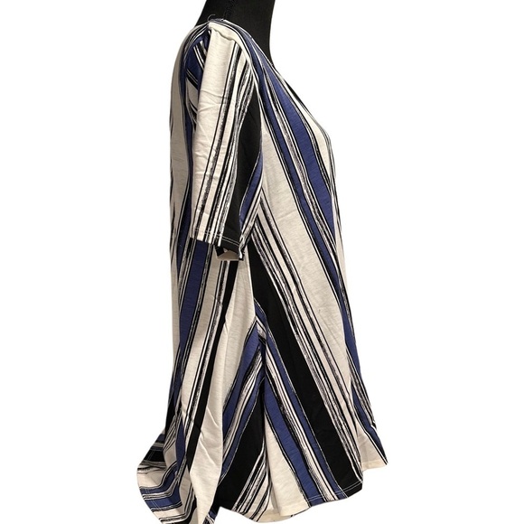 LulaRoe Perfect Tee Swing Top Tunic Half Sleeve Loose Fit Stretchy Soft Large - Picture 5 of 17